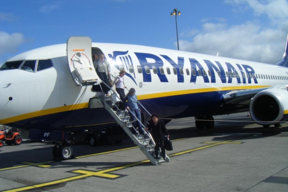 Ryanair boss says, "seat belts don’t matter" Ryanair boss says, "seat belts don’t matter" Featured Image