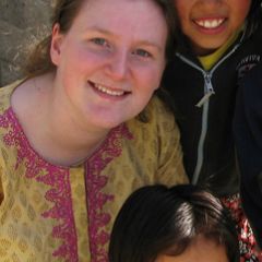 Phillipa hunt india 2008 35 crop