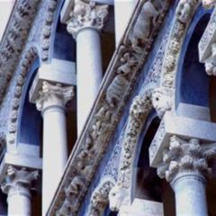 Pisa duomo deatil of arches