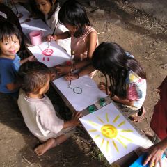 Art lesson in the jungle