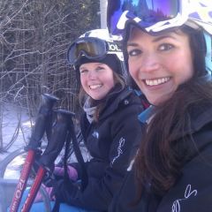 Skiforce Kate and Vicky