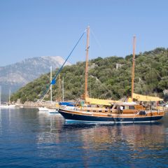 Gulet-sailing-on-the-mediterranean (800 x 600)