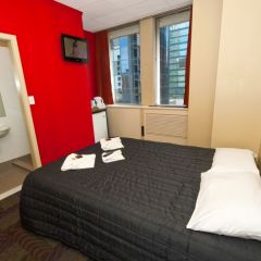 Base auckland private room