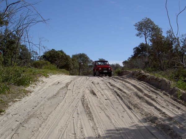 4WD safari on Fraser Island